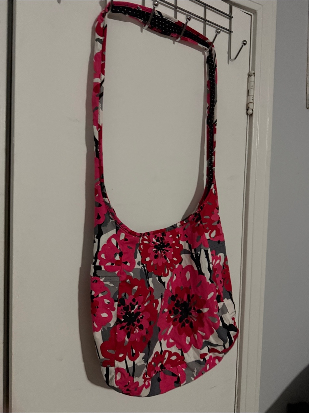 thirty-one Reversible Floral Shoulder Bag in Pink, Gray, White